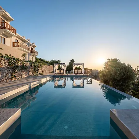 Stella Maris Village *